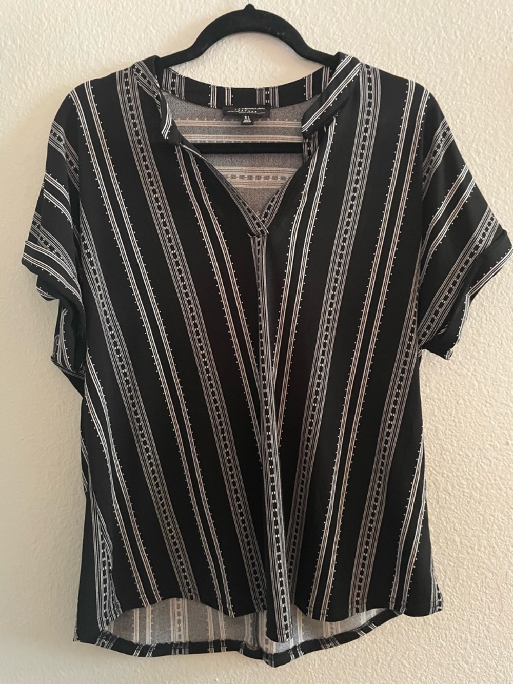 Black Striped V-Neck Short-Sleeve Blouse